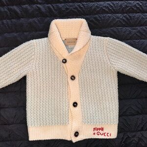 Gucci Ivory and Black Knit Sweater